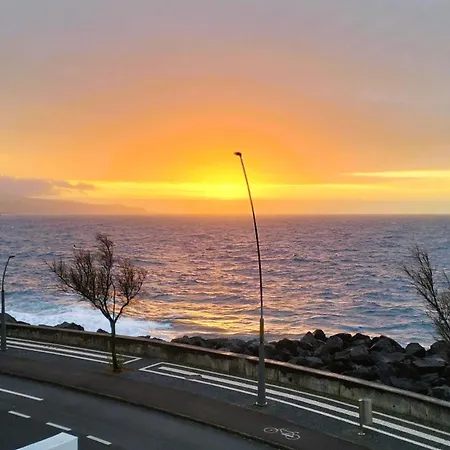 Vakantiehuis Roque Ocean House - Atlantic Serenity Escape São Roque