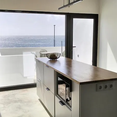 Vakantiehuis Roque Ocean House - Atlantic Serenity Escape São Roque